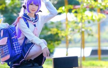 免费获取Sally Dorasnow的紫叶WhatisLove双鱼座生日快乐照片，跟随她的独特风格！.txt